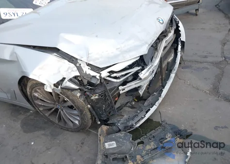 2021 BMW 540I z USA, uszkodzony, nr VIN WBA53BJ05MCF54646